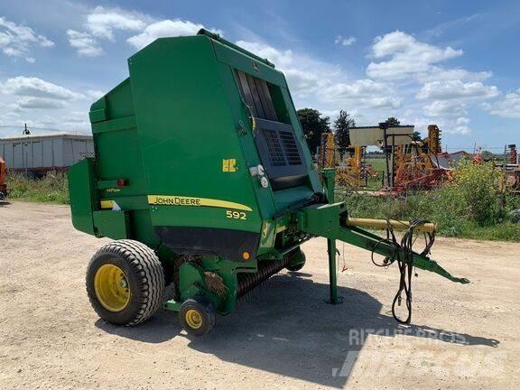 John Deere 592 Rundballepresser