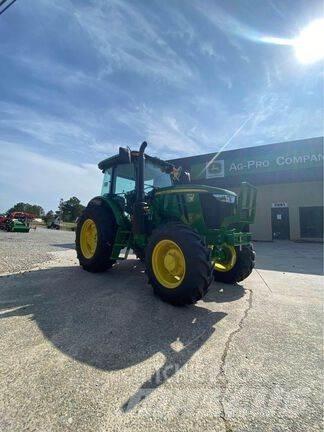 John Deere 6105E Traktorer