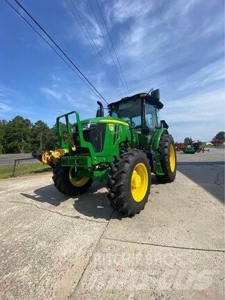 John Deere 6105E Traktorer