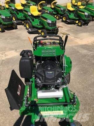 John Deere 636M Sitteklippere
