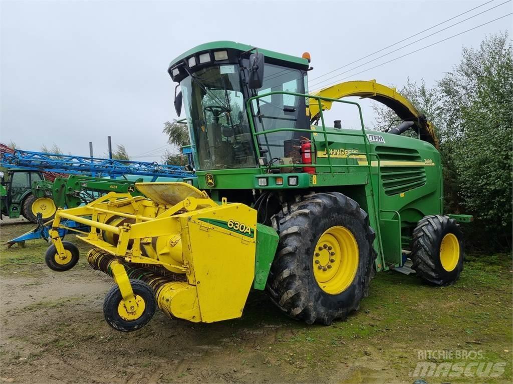 John Deere 7400 Fôrhøstere
