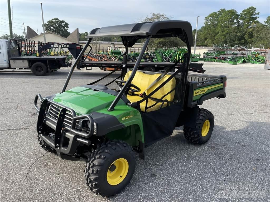 John Deere 815E Redskapsbærere
