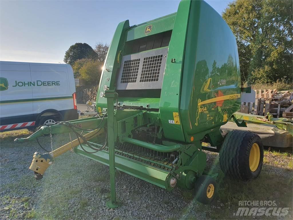 John Deere 854 Rundballepresser