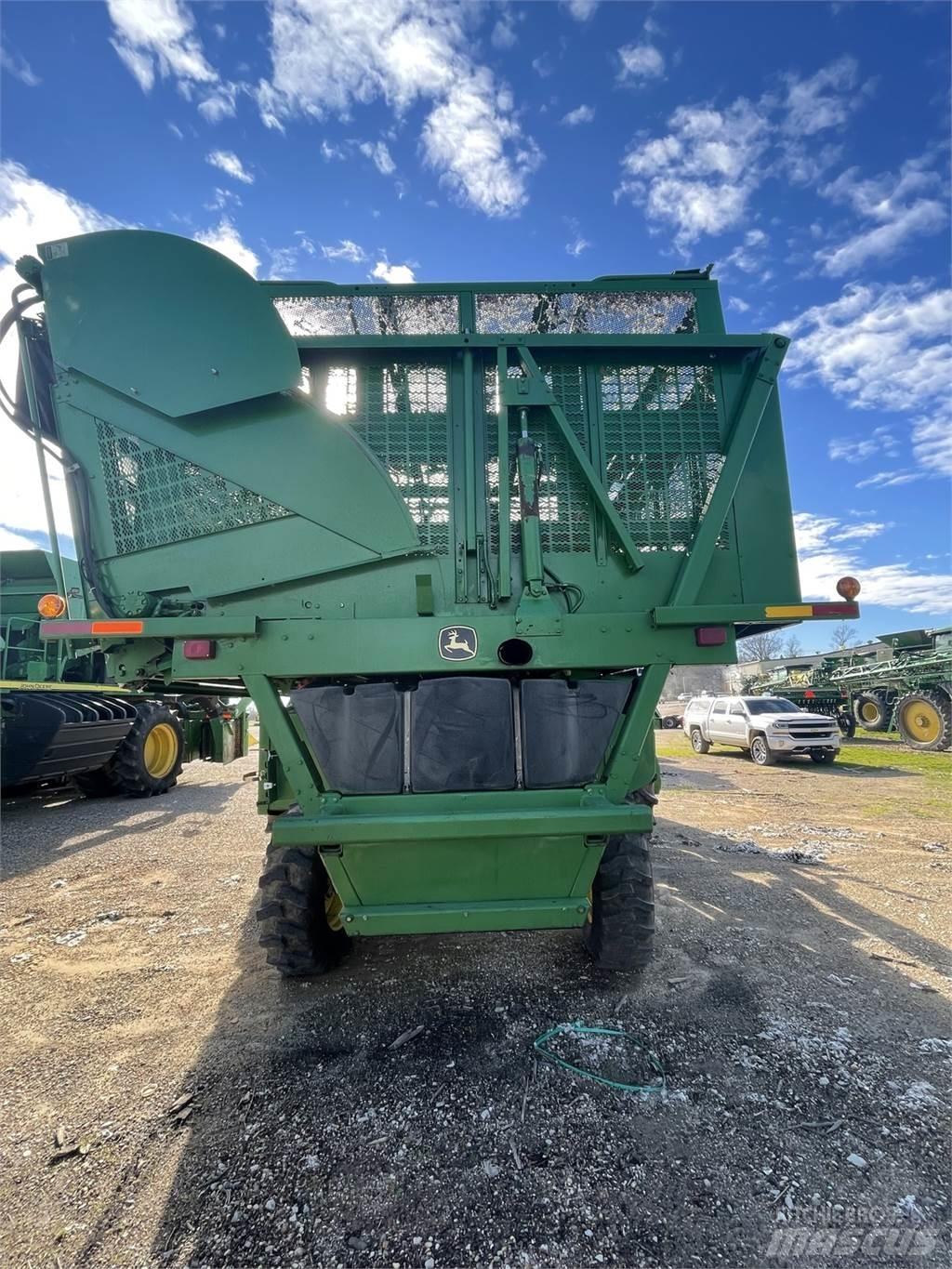 John Deere 9986 Andre gressmaskiner
