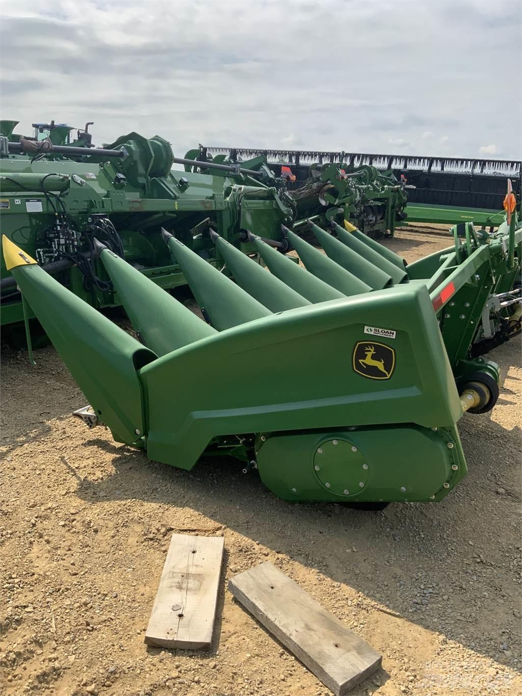 John Deere C8F Skurtresker tilbehør