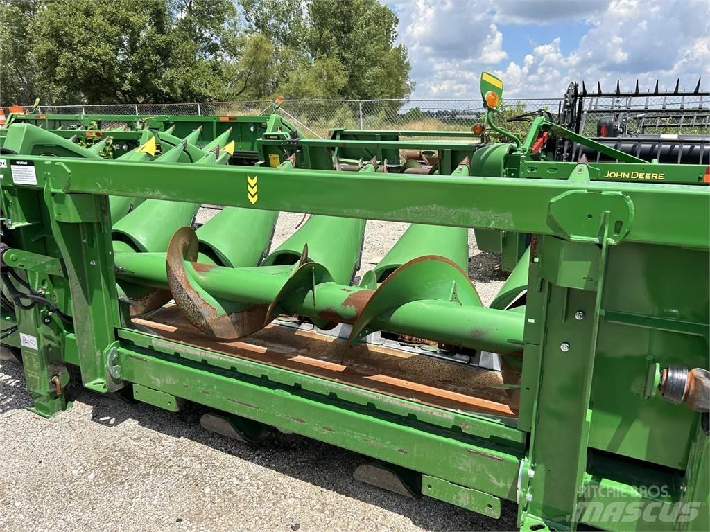 John Deere C8R Skurtresker tilbehør