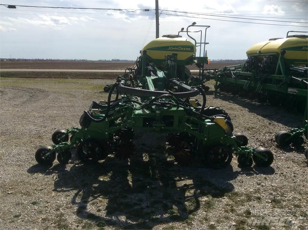John Deere DR18 Sette- og Plantemaskiner