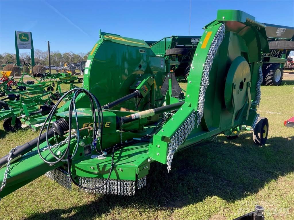 John Deere FC15E Rundballerivere, -kuttere og -utpakkere