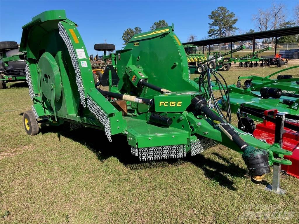 John Deere FC15E Rundballerivere, -kuttere og -utpakkere