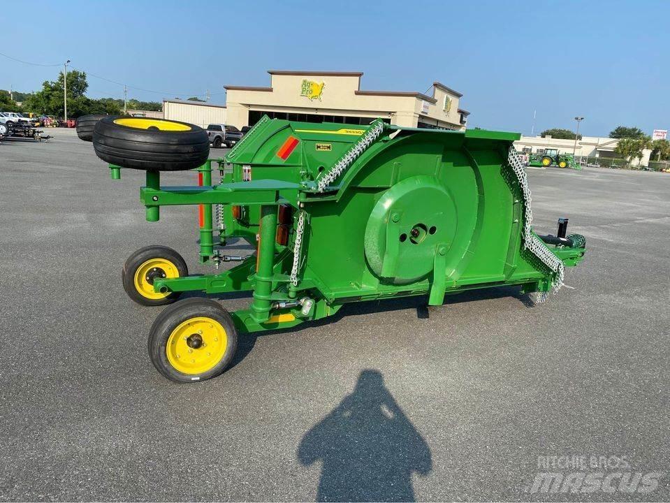 John Deere FC15E Rundballerivere, -kuttere og -utpakkere