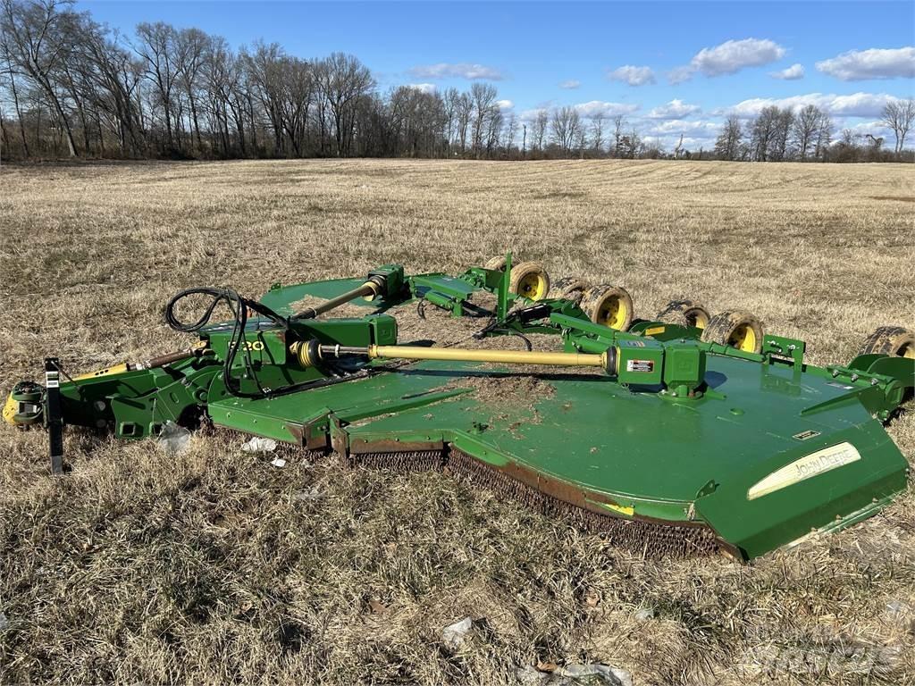 John Deere R20 Rundballerivere, -kuttere og -utpakkere