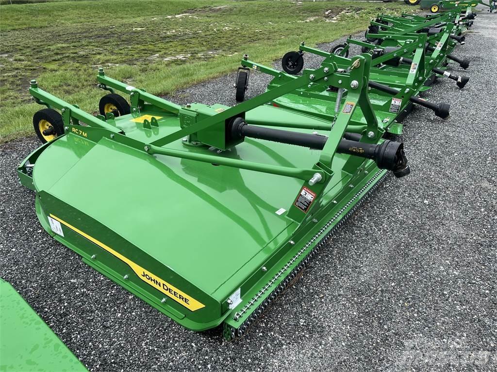John Deere RC7M Rundballerivere, -kuttere og -utpakkere