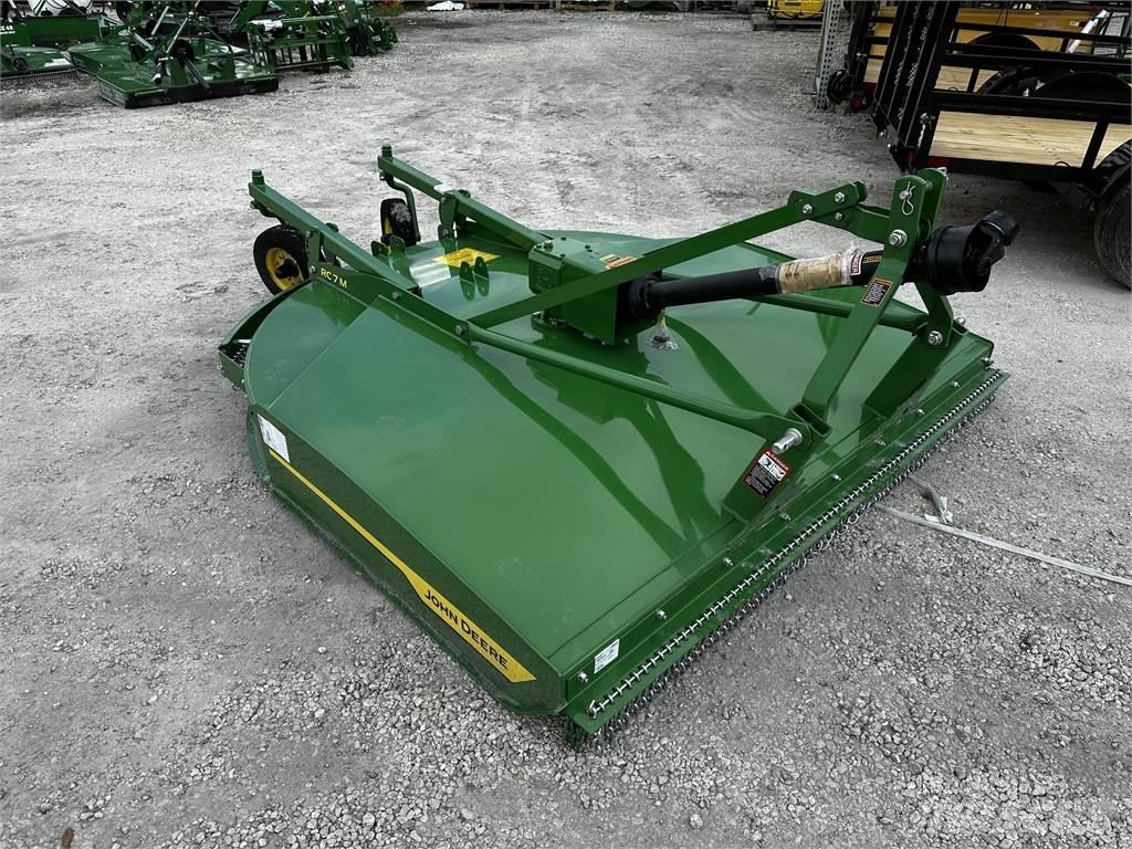 John Deere RC7M Rundballerivere, -kuttere og -utpakkere