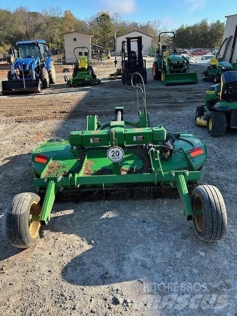 John Deere RC8M Rundballerivere, -kuttere og -utpakkere