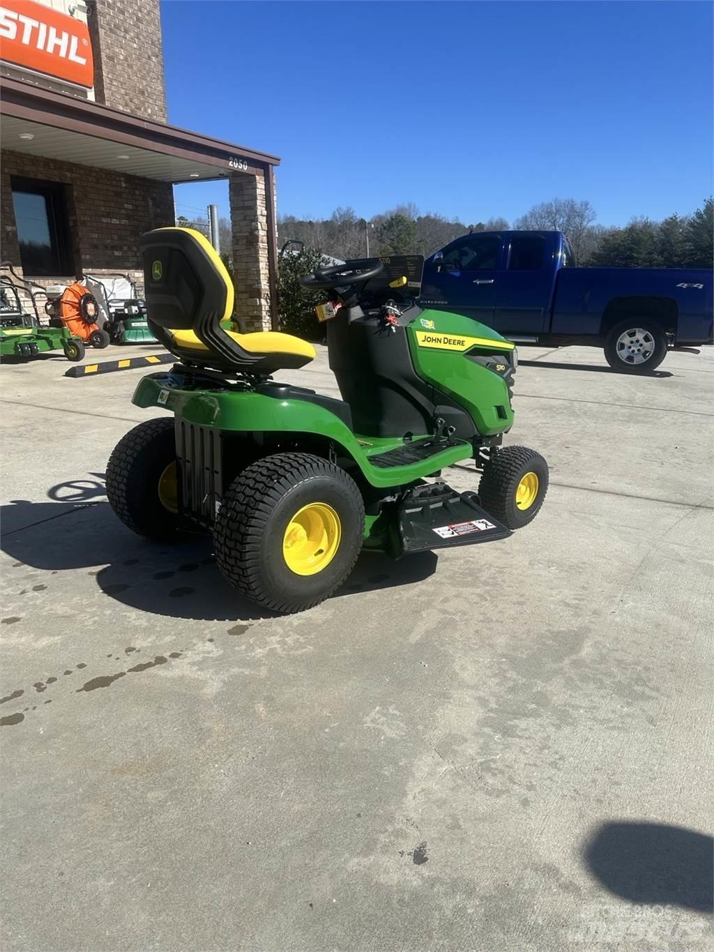 John Deere S110 Sitteklippere