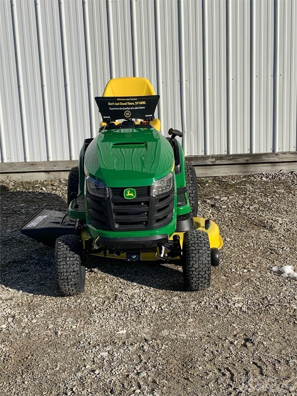 John Deere S110 Sitteklippere