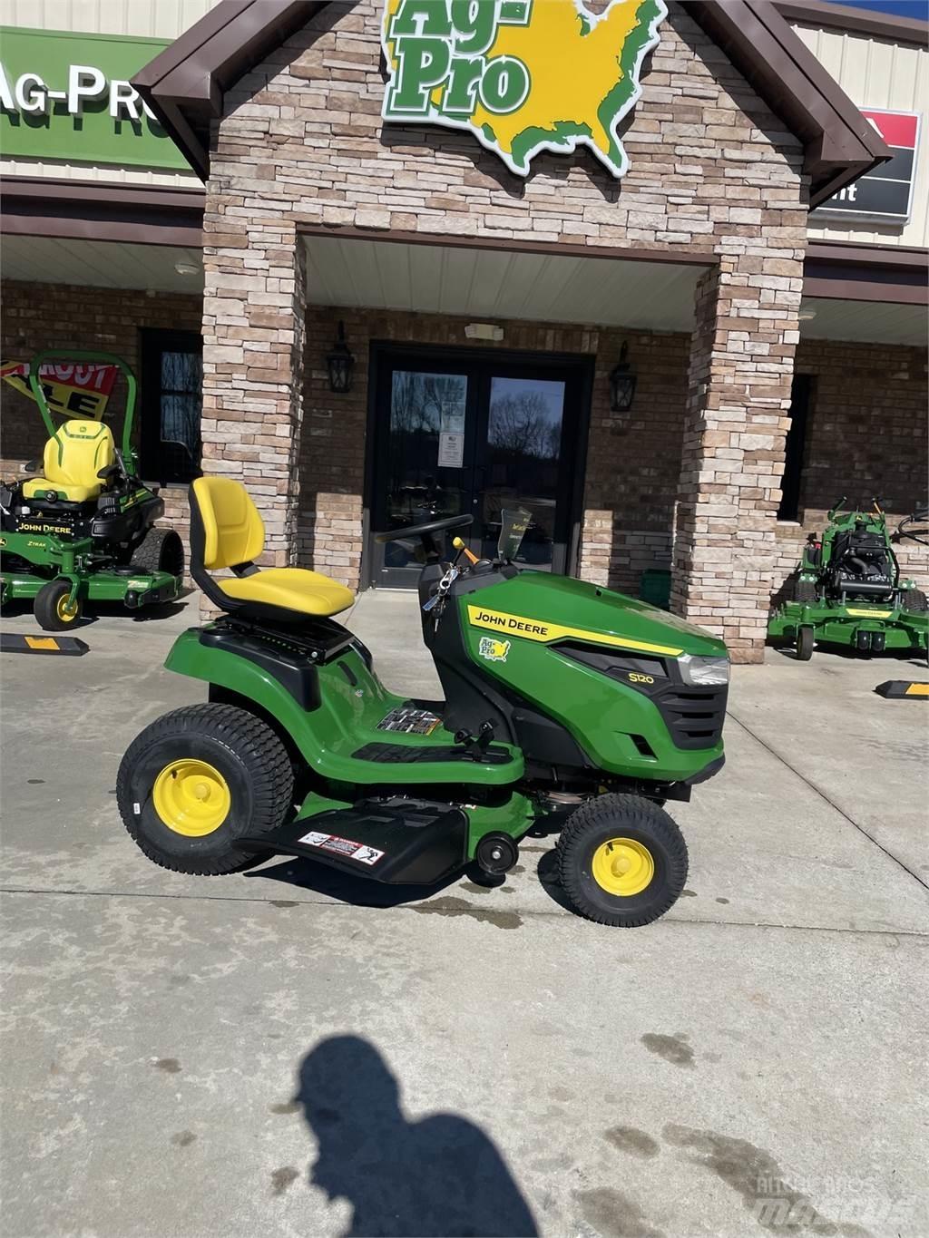 John Deere S120 Sitteklippere