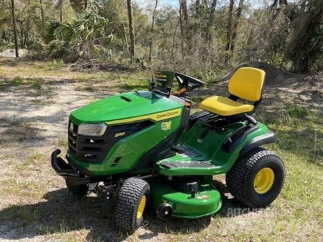 John Deere S130 Sitteklippere