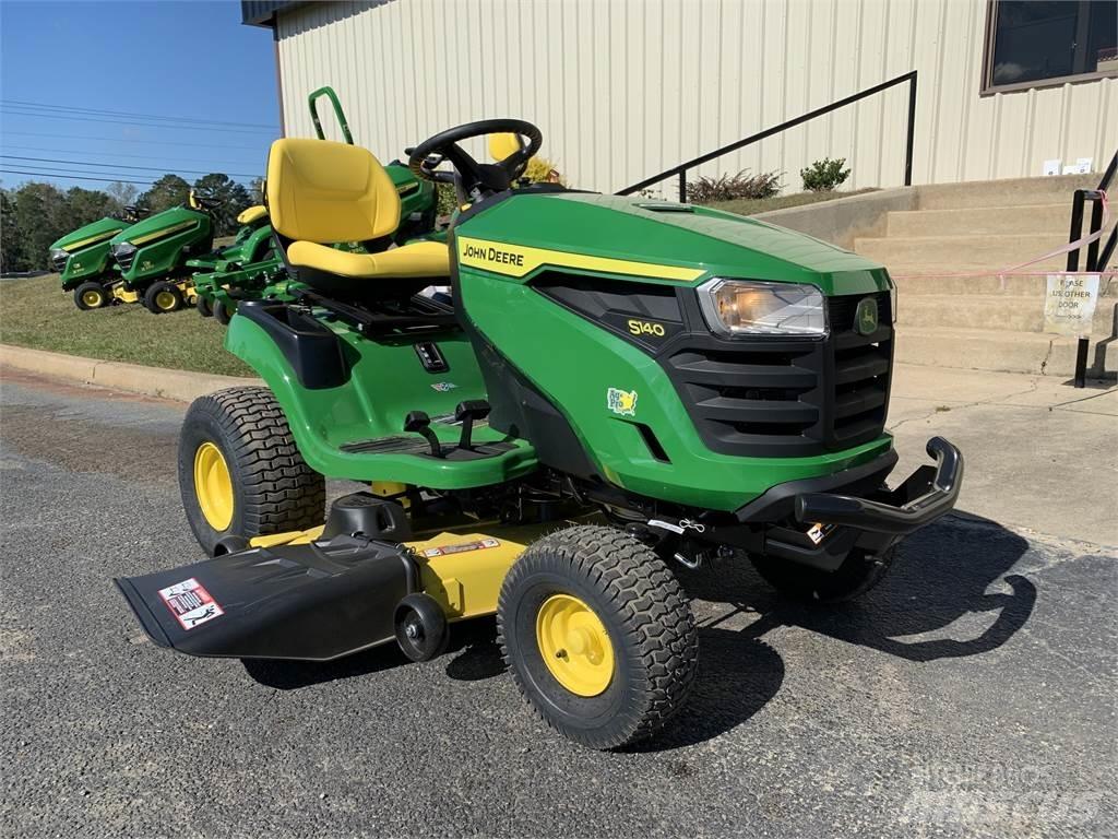 John Deere S140 Sitteklippere