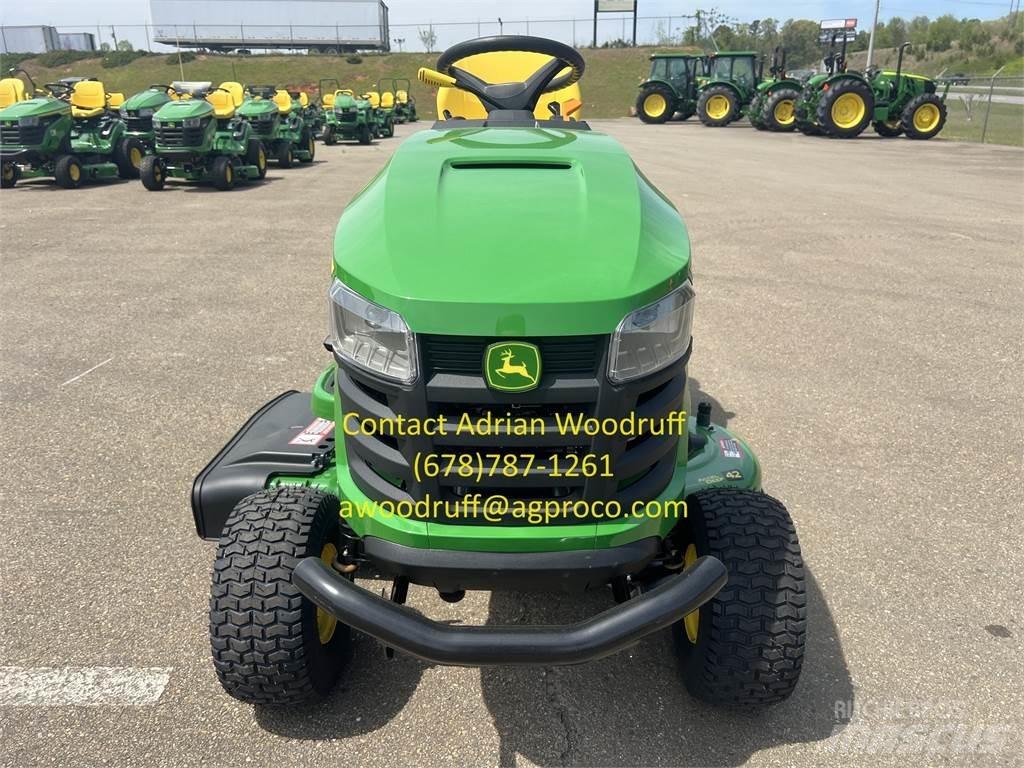 John Deere S220 Sitteklippere