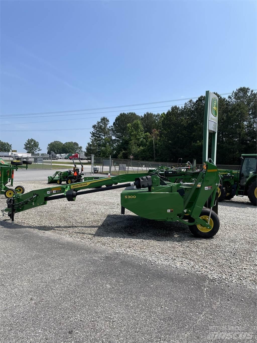 John Deere S300 Slåmaskiner