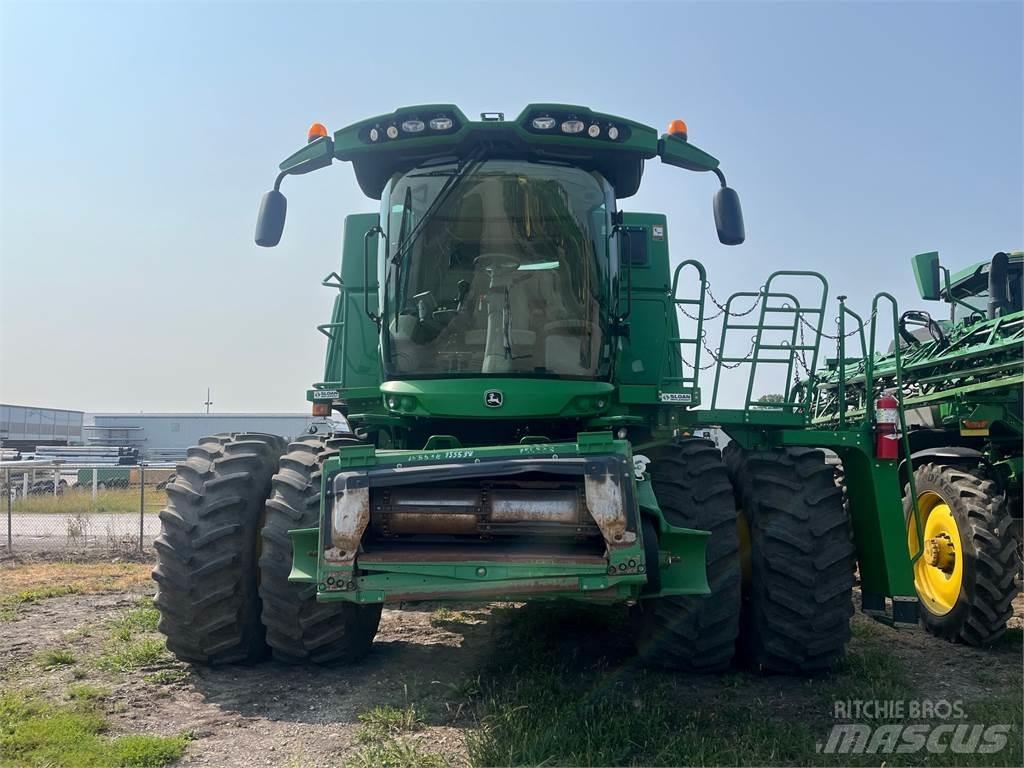 John Deere S680 Skurtreskere