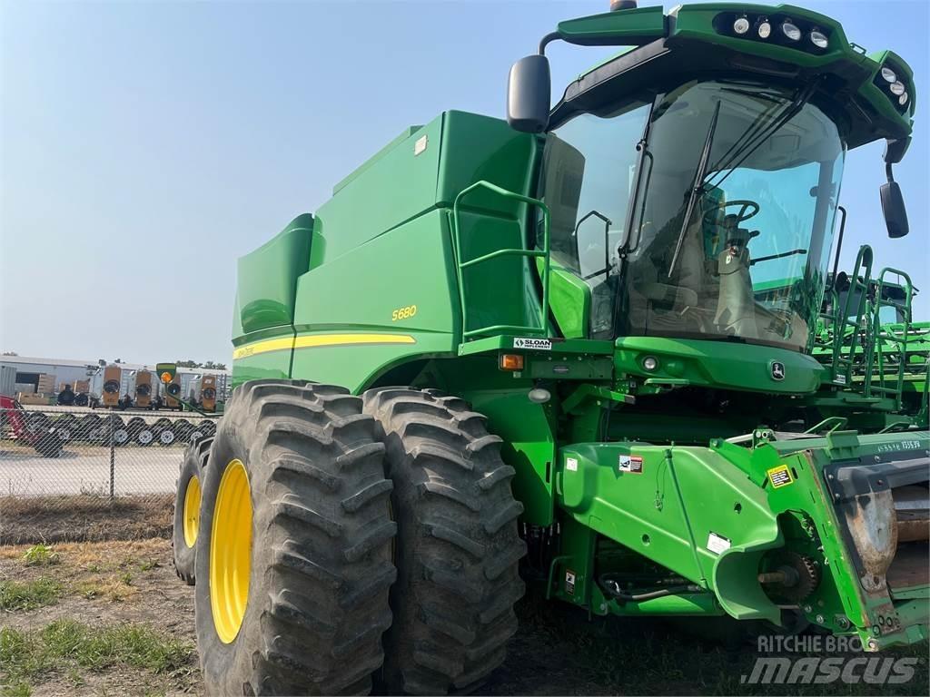 John Deere S680 Skurtreskere