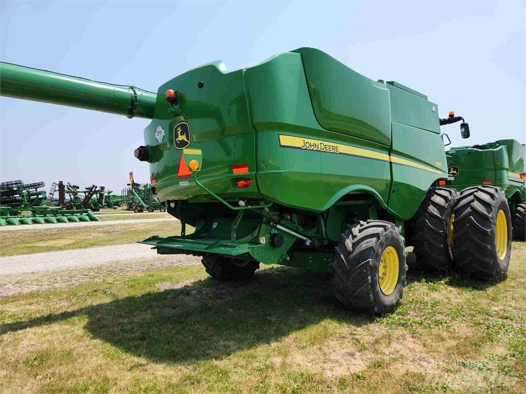 John Deere S680 Skurtreskere