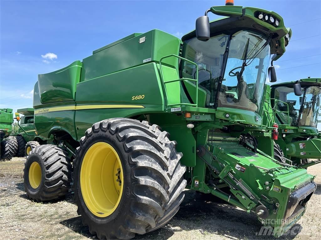 John Deere S680 Skurtreskere