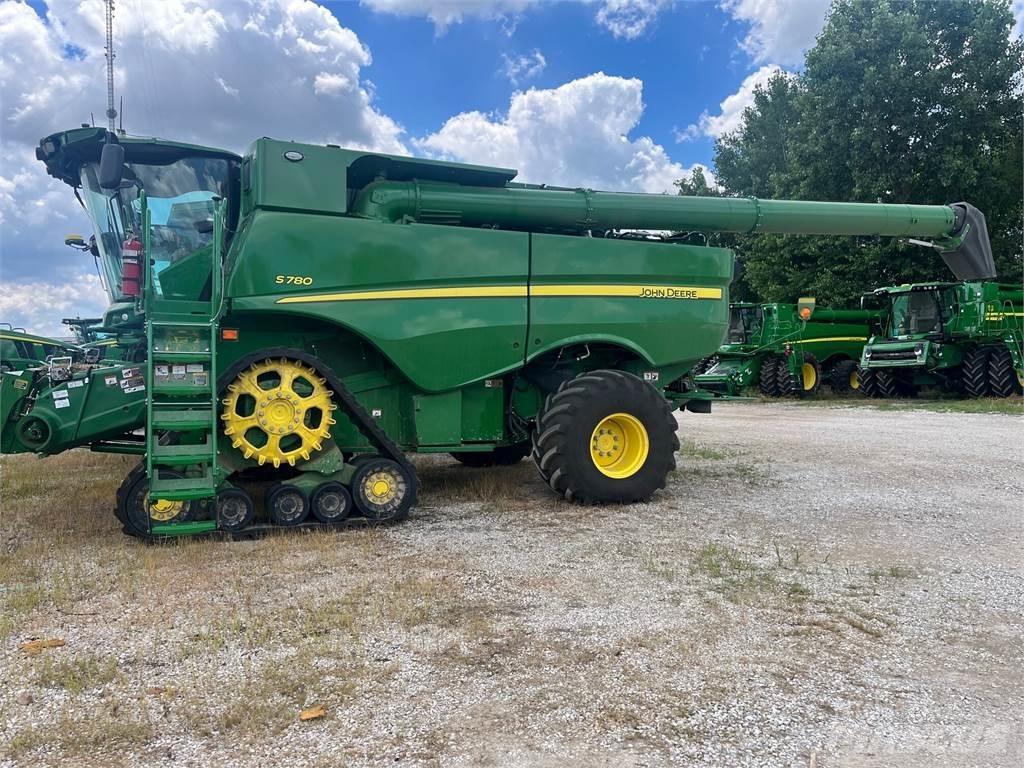 John Deere S780 Skurtreskere