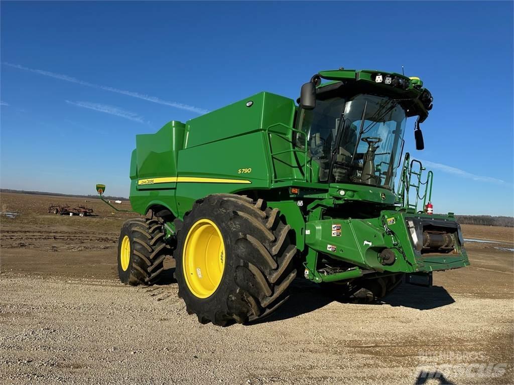 John Deere S790 Skurtreskere