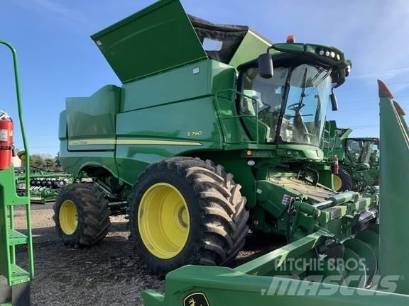 John Deere S790 Skurtreskere