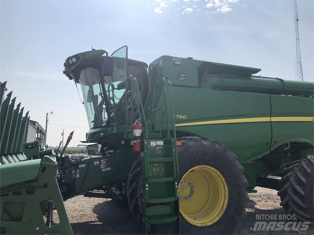 John Deere S790 Skurtreskere