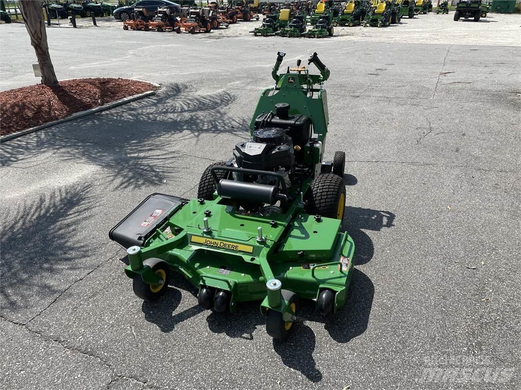 John Deere W48M Gå-bak gressklippere