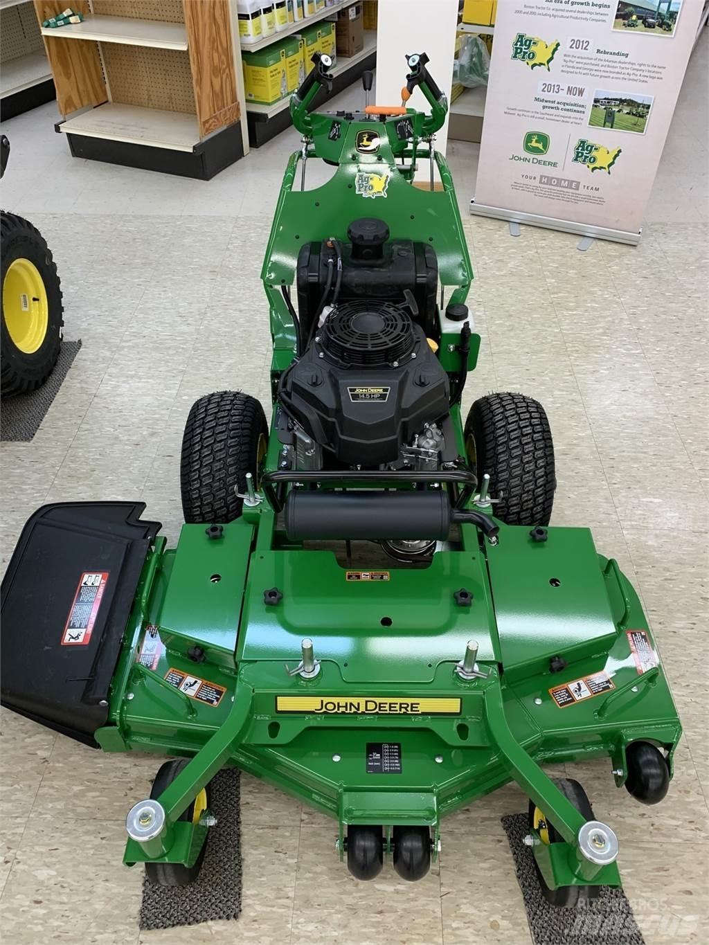 John Deere W48M Gå-bak gressklippere
