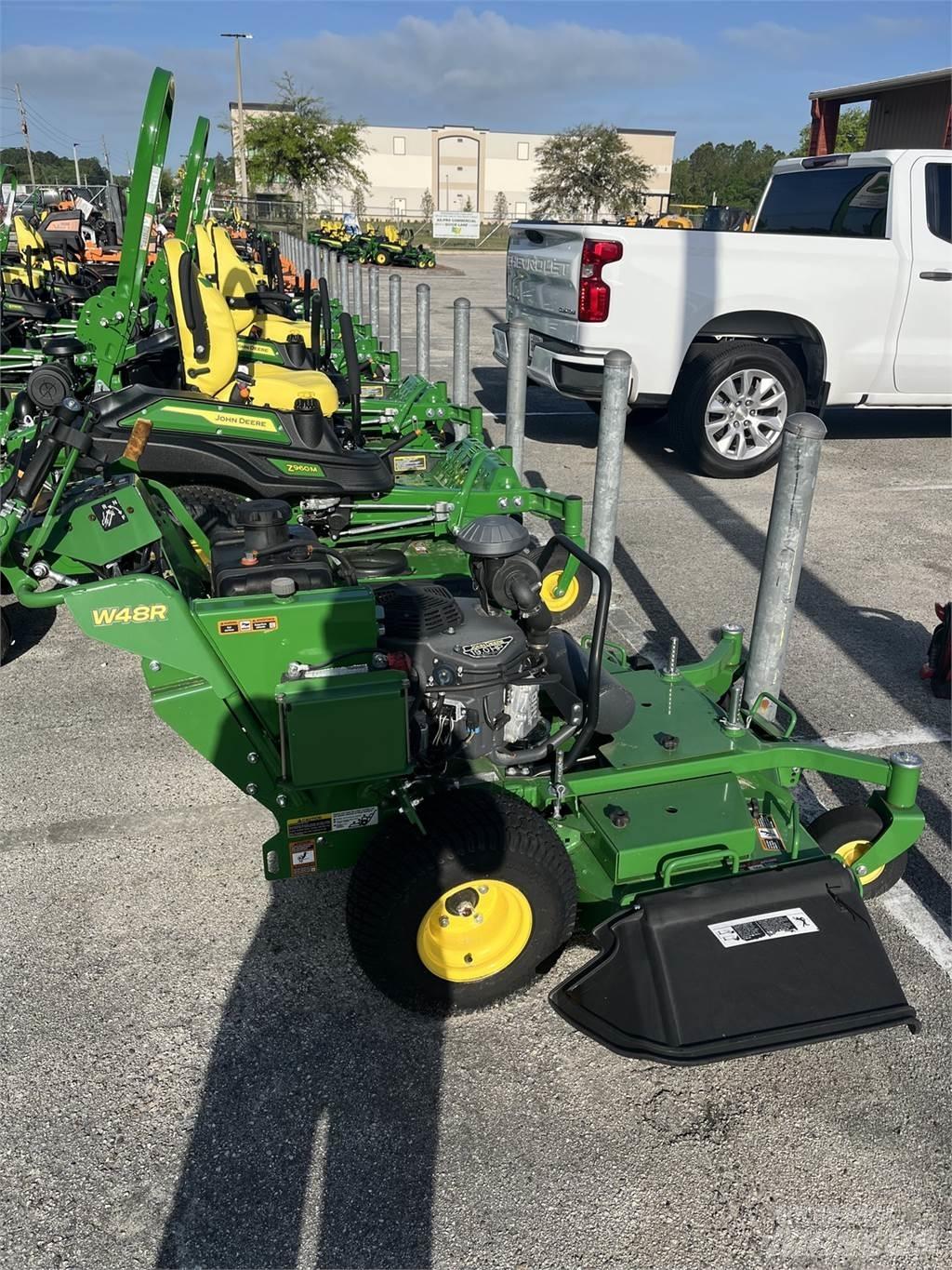 John Deere W48R Gå-bak gressklippere