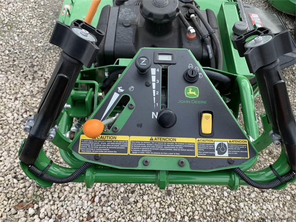John Deere W52R Gå-bak gressklippere
