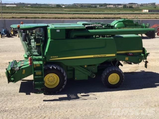 John Deere W540 Skurtreskere