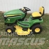 John Deere X330 Kompakttraktorer