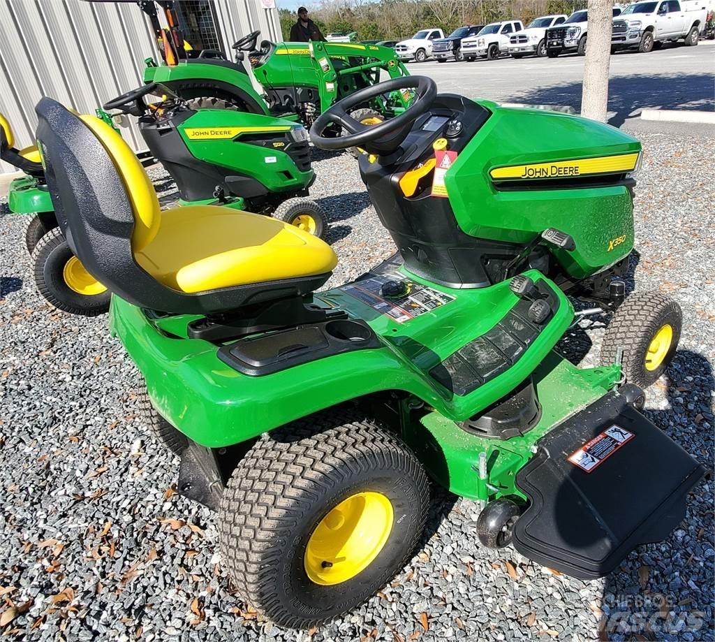 John Deere X350 Kompakttraktorer