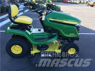 John Deere X350 Kompakttraktorer