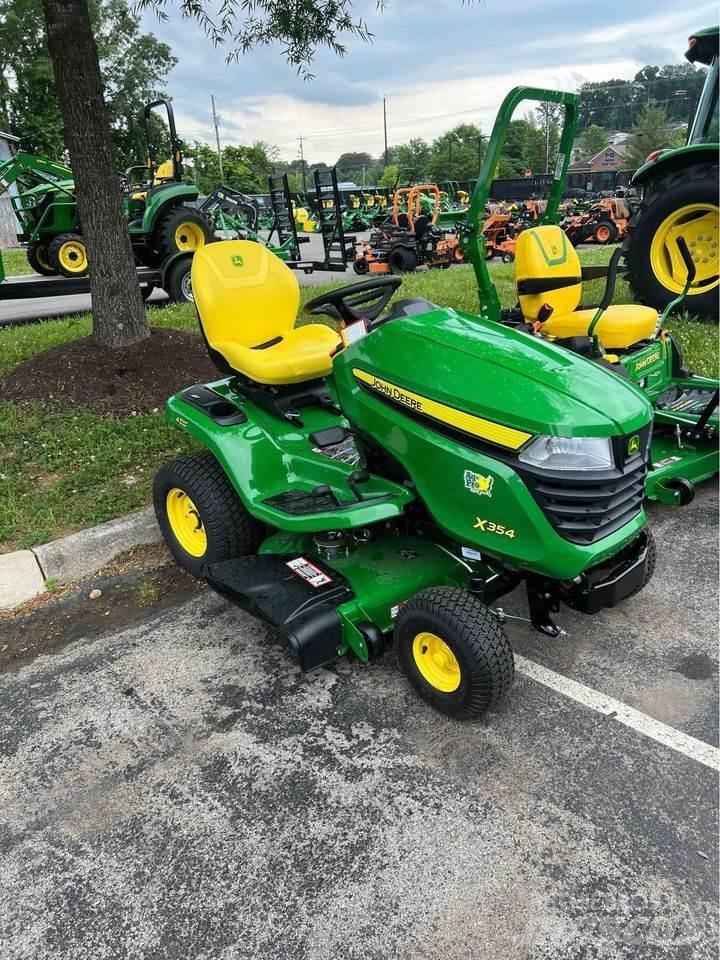 John Deere X354 Kompakttraktorer