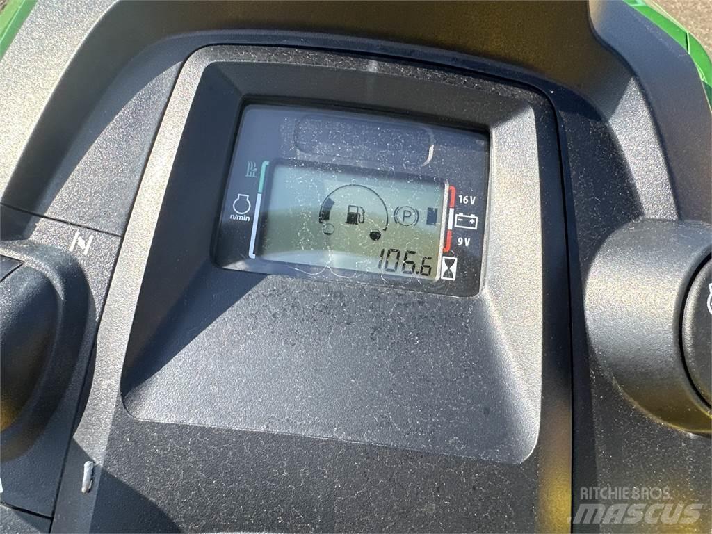 John Deere x380 Kompakttraktorer
