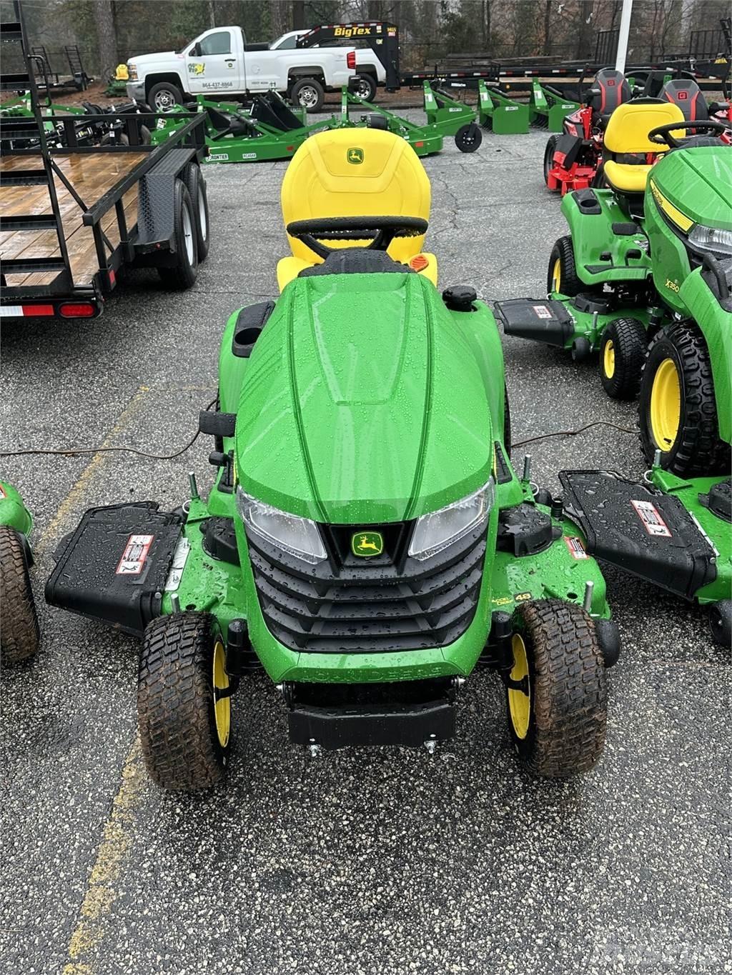 John Deere X390 Kompakttraktorer