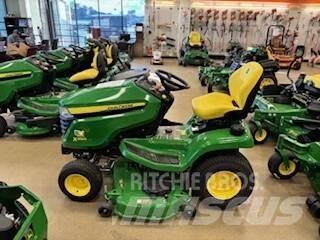 John Deere X390 Kompakttraktorer