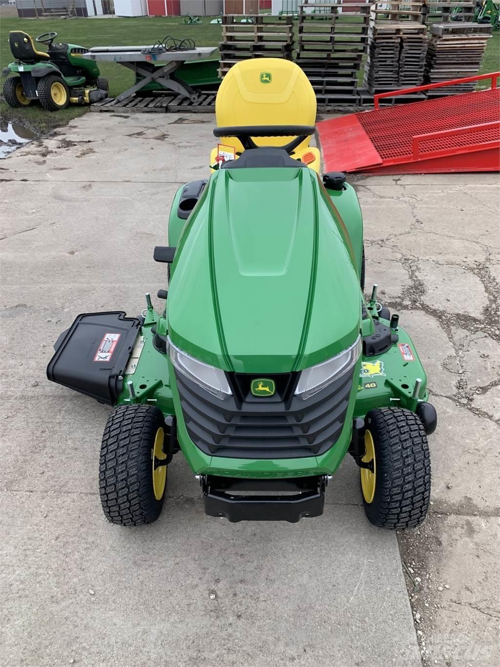John Deere X390 Kompakttraktorer