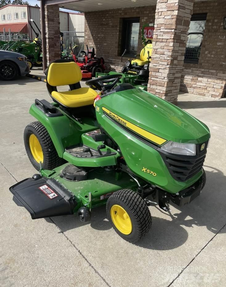 John Deere X570 Kompakttraktorer