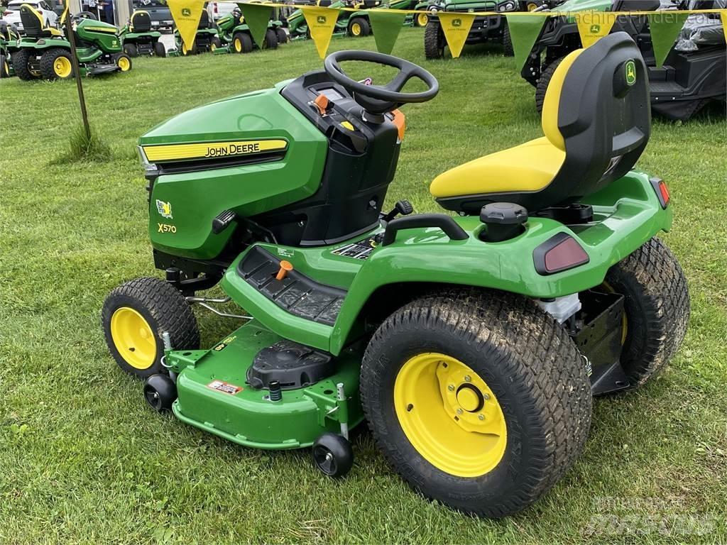 John Deere x570 Kompakttraktorer
