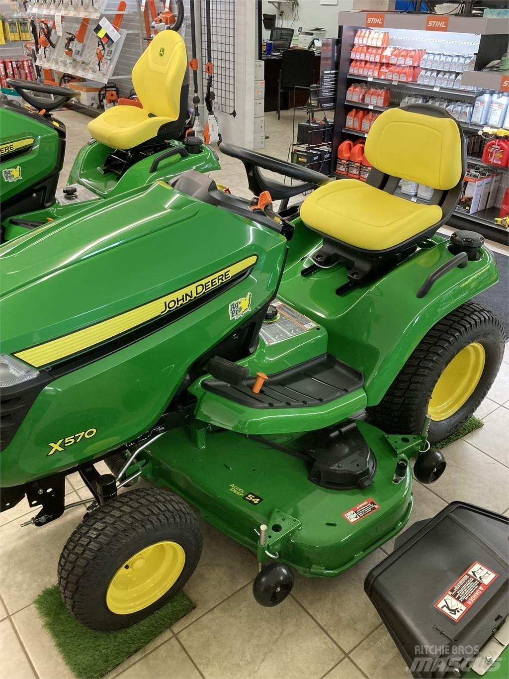 John Deere X570 Kompakttraktorer