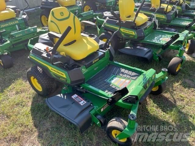 John Deere Z320R Spakstyrte gressklippere